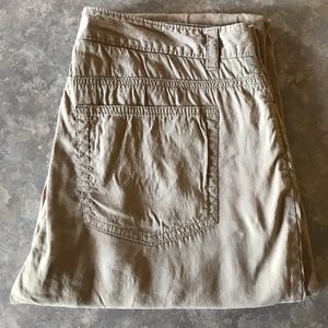 Theory Capri Pants size 6